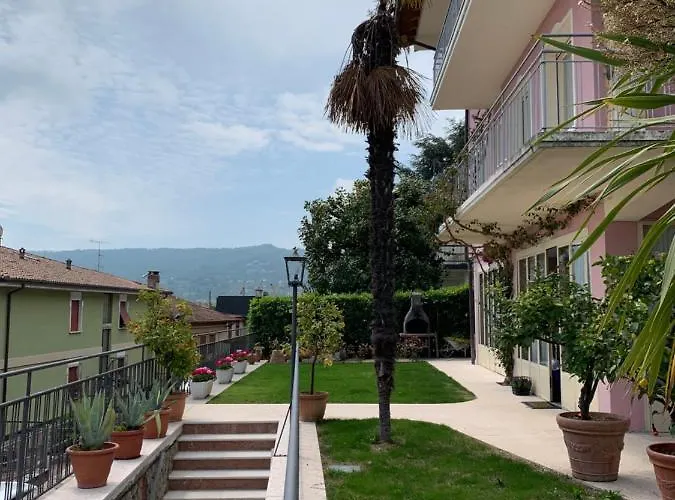 Ai Colli Gasthof 4*